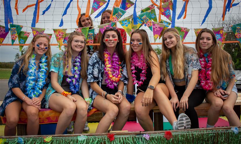 Summit High homecoming parade